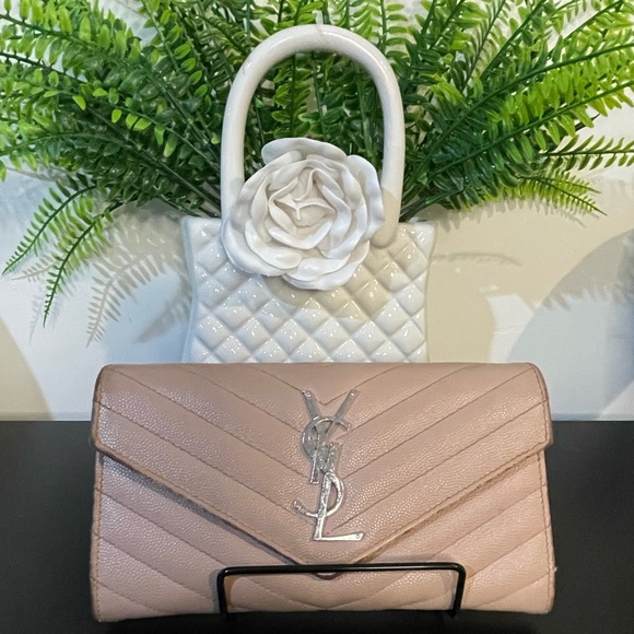 2018 Yves Saint Laurent Blush Pink Wallet - Picture 1 of 11